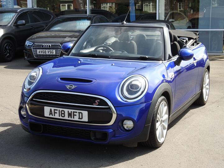 MINI Convertible 2.0 Cooper S Steptronic Euro 6 (s/s) 2dr