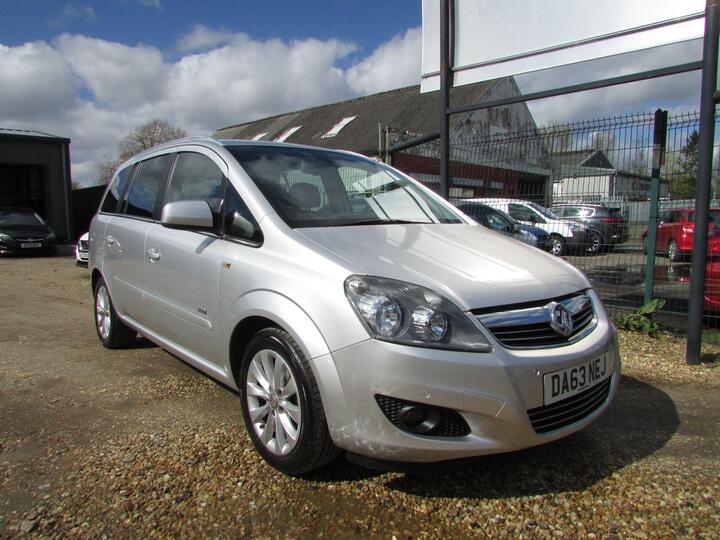 Vauxhall Zafira 1.6 16V Design Euro 5 5dr (SNav)