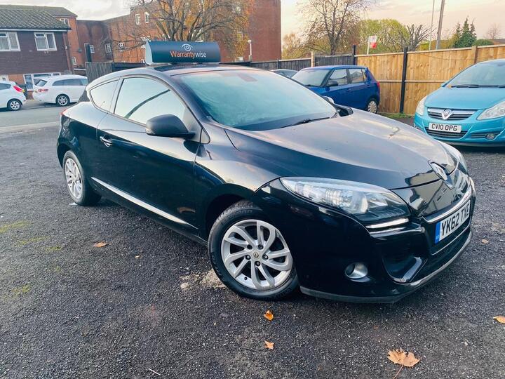 Renault Megane 1.5 DCi Dynamique TomTom Euro 5 3dr Renault Megane 1.5 DCi Dynamique TomTom Euro 5 3dr