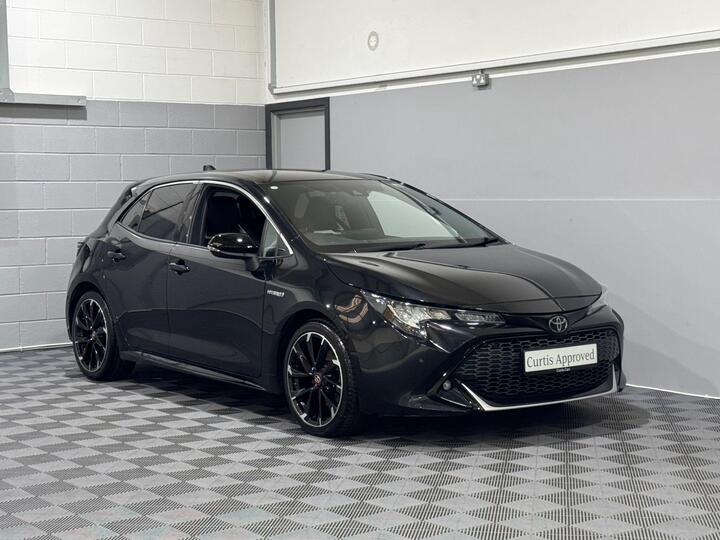 Toyota Corolla 2.0 VVT-h GR SPORT CVT Euro 6 (s/s) 5dr Toyota Corolla 2.0 VVT-h GR SPORT CVT Euro 6 (s/s) 5dr