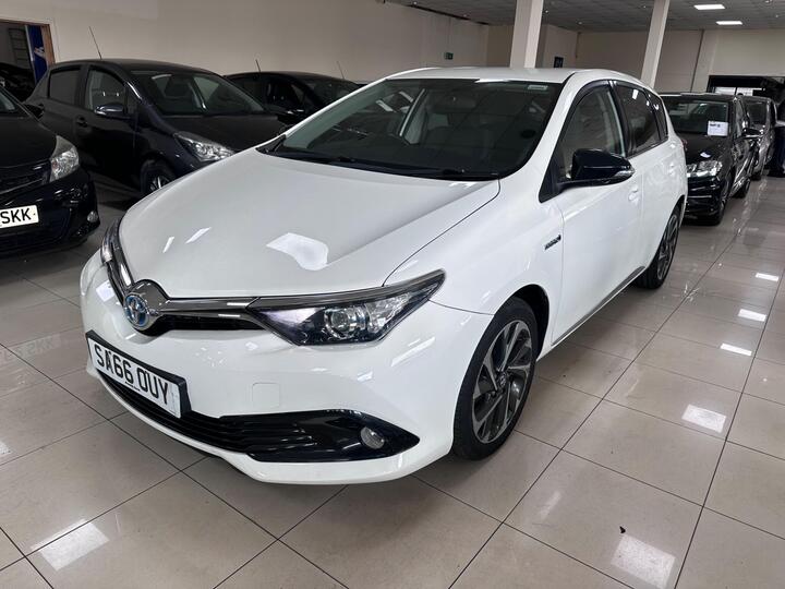 Toyota Auris 1.8 VVT-h Design CVT Euro 6 (s/s) 5dr