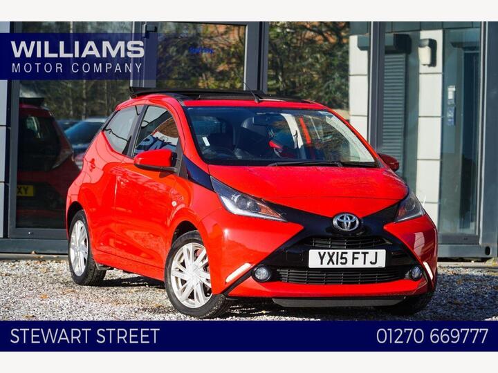 Toyota AYGO 1.0 VVT-i X-pression X-wave Euro 5 5dr Euro 5