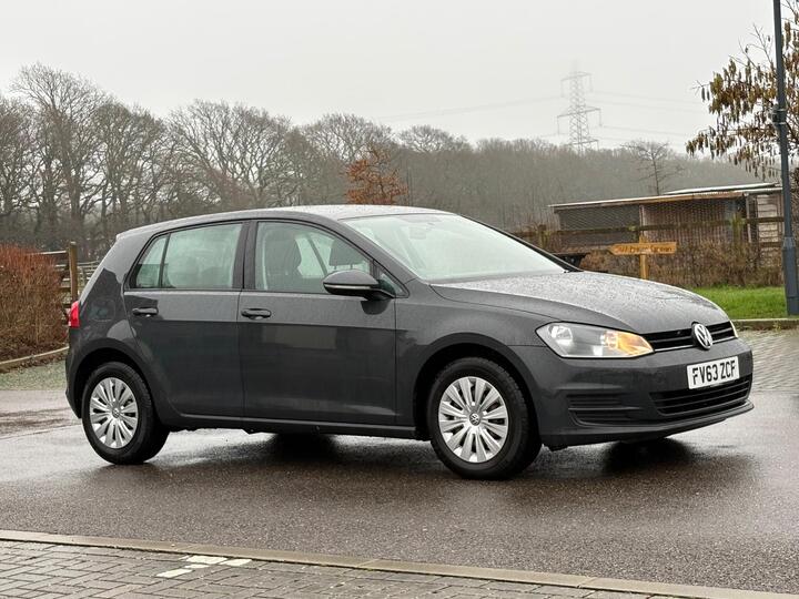 Volkswagen Golf 1.6 TDI BlueMotion Tech S Euro 5 (s/s) 5dr