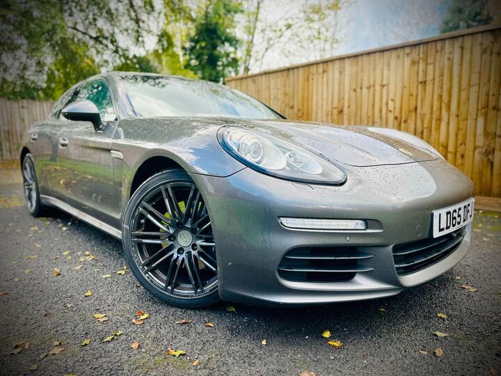 Porsche Panamera 3.0D V6 TiptronicS Euro 5 (s/s) 5dr Porsche Panamera 3.0D V6 TiptronicS Euro 5 (s/s) 5dr