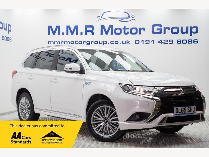 Mitsubishi Outlander 2.4h TwinMotor 13.8kWh Dynamic Safety CVT 4WD Euro 6 (s/s) 5dr