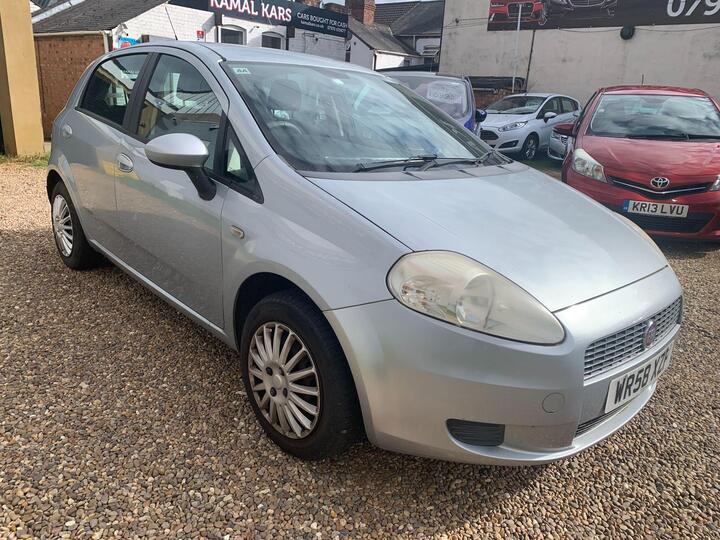 Fiat Grande Punto 1.4 Dynamic Euro 4 5dr Fiat Grande Punto 1.4 Dynamic Euro 4 5dr
