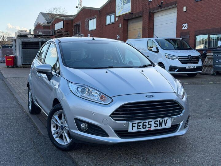 Ford Fiesta 1.0T EcoBoost Zetec Euro 6 (s/s) 5dr