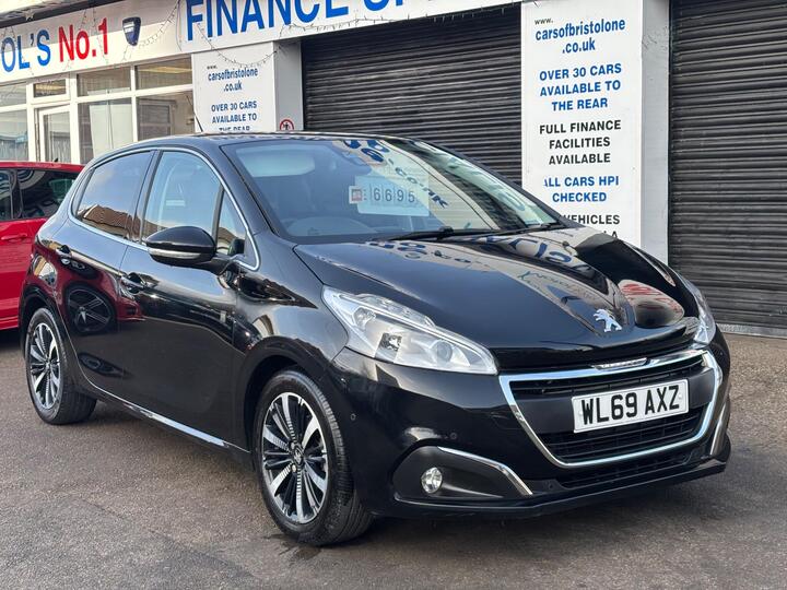 Peugeot 208 1.5 BlueHDi Tech Edition Euro 6 (s/s) 5dr Peugeot 208 1.5 BlueHDi Tech Edition Euro 6 (s/s) 5dr