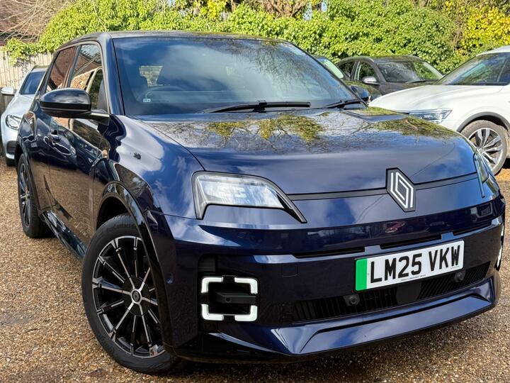 Renault 5 E-Tech Electric Comfort Range 52kWh Iconic Five Auto 5dr