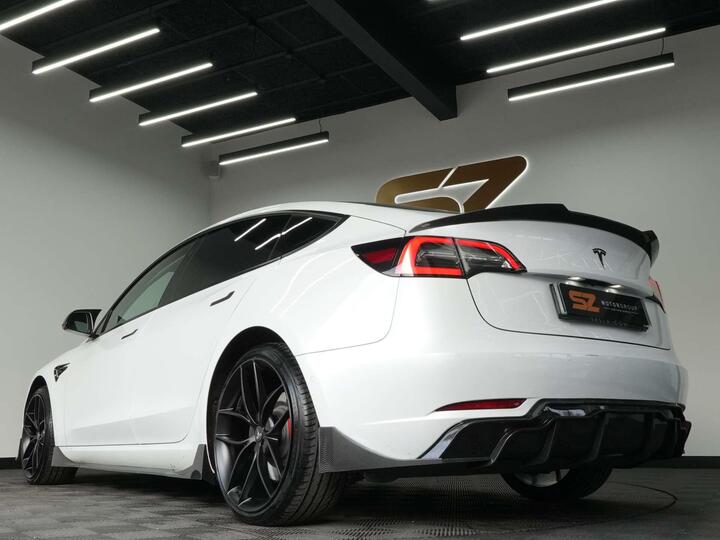 Tesla Model 3 (Dual Motor) Performance Auto 4WDE 4dr (Performance Upgrade)