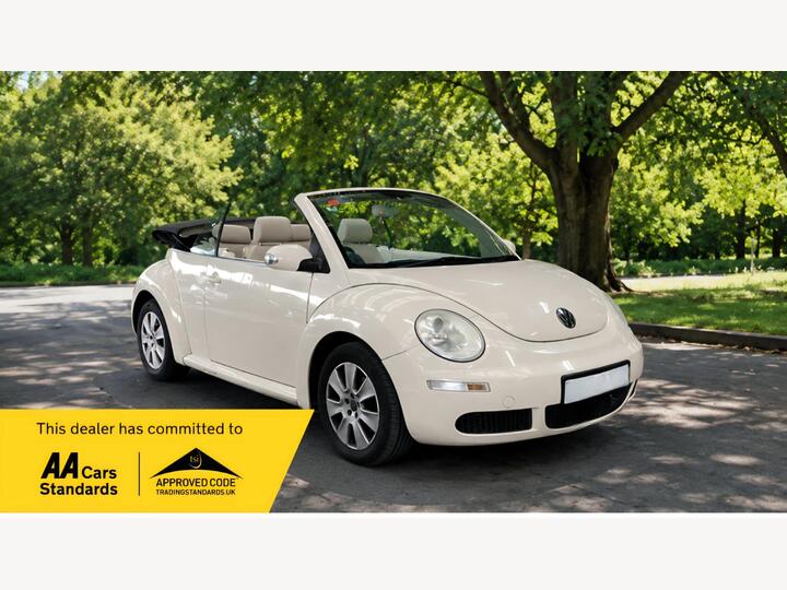 Volkswagen Beetle 2.0 S Cabriolet Auto Euro 4 2dr
