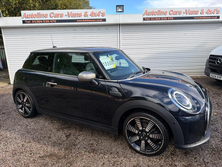 MINI Hatch 1.5 Cooper Exclusive Steptronic Euro 6 (s/s) 3dr