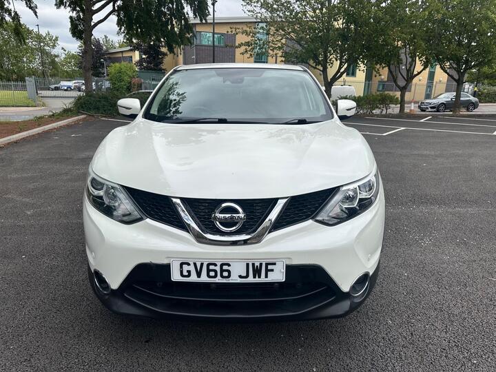 Nissan Qashqai 1.2 DIG-T Acenta XTRON 2WD Euro 6 (s/s) 5dr