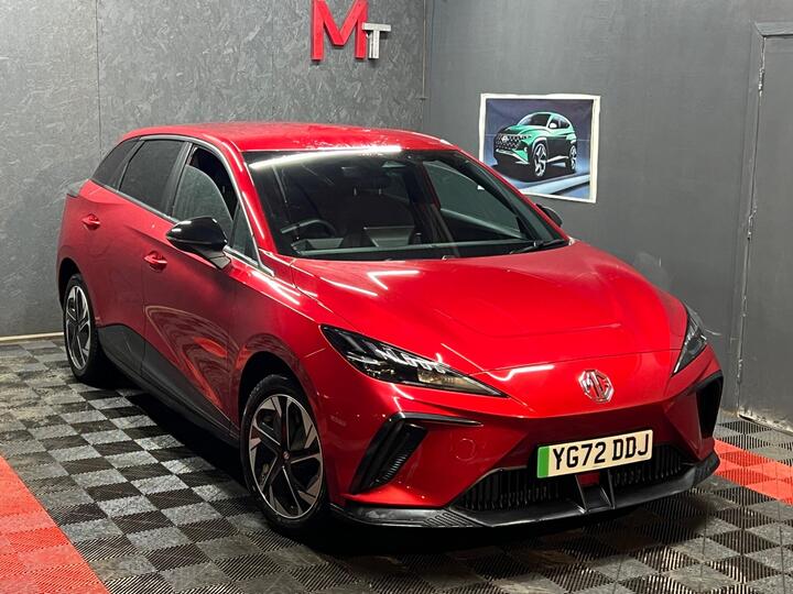 MG MG4 51kWh SE Auto 5dr