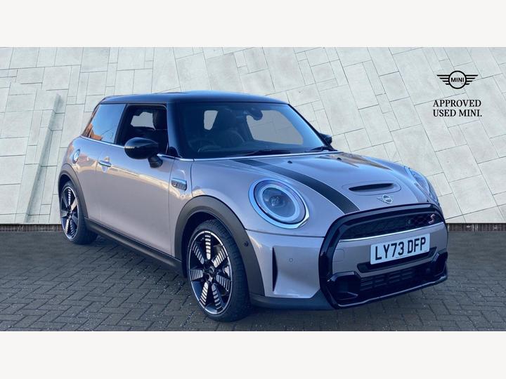 MINI Hatch 2.0 Cooper S Exclusive Steptronic Euro 6 (s/s) 3dr