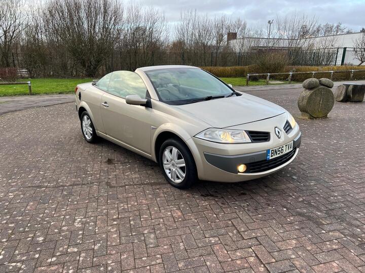 Renault Megane 1.6 VVT Privilege 2dr