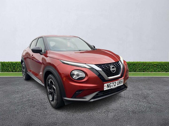 Nissan JUKE 1.0 DIG-T N-Connecta Euro 6 (s/s) 5dr