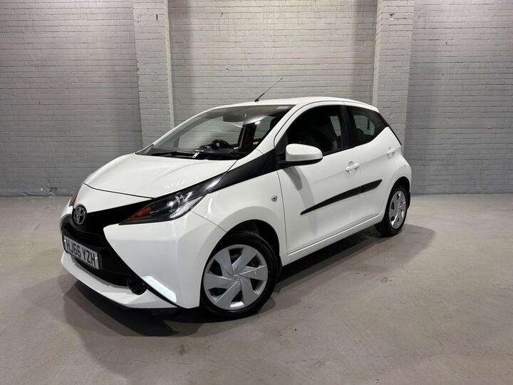 Toyota AYGO 1.0 VVT-i X-play X-shift Euro 5 5dr Euro 5