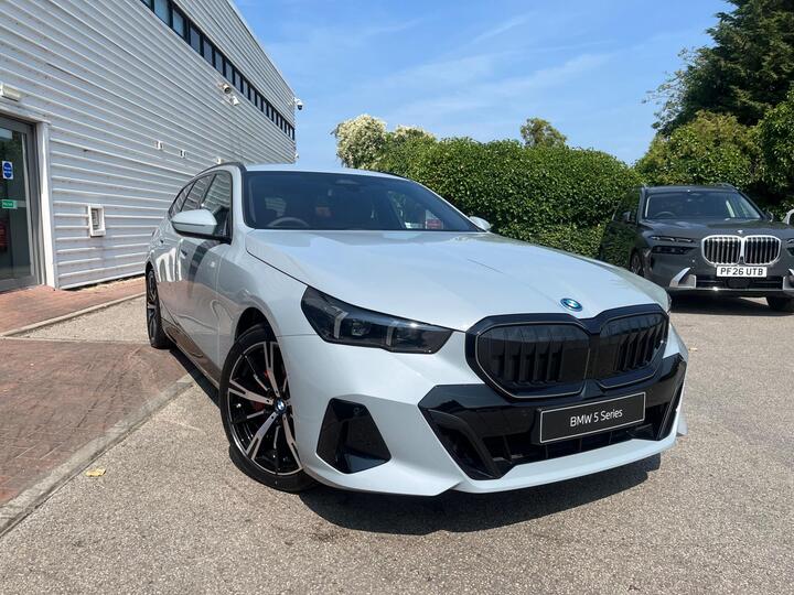 BMW 5 Series 2.0 530e 22.1kWh M Sport Pro Touring Steptronic Euro 6 (s/s) 5dr