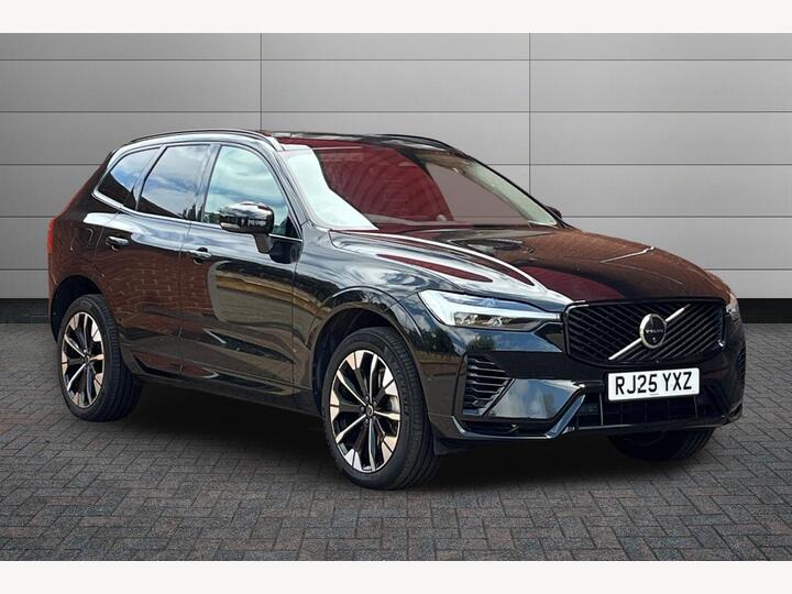 Volvo XC60 2.0 T8 18.8kWh Ultra Dark Auto AWD Euro 6 (s/s) 5dr