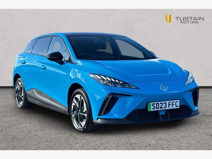 MG MG4 EV 64kWh Trophy Long Range Auto 5dr