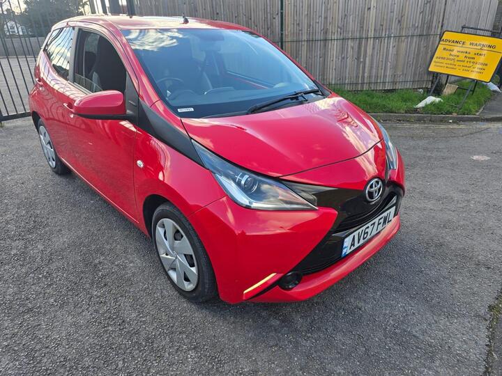 Toyota AYGO 1.0 VVT-i X-play Euro 6 5dr
