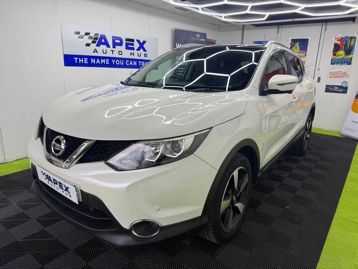 Nissan Qashqai 1.2 DIG-T N-Connecta 2WD Euro 6 (s/s) 5dr