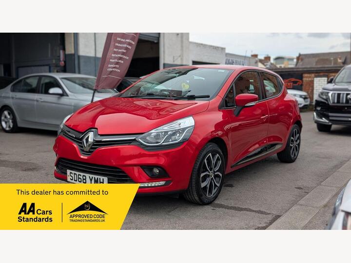 Renault Clio 0.9 TCe Play Euro 6 (s/s) 5dr