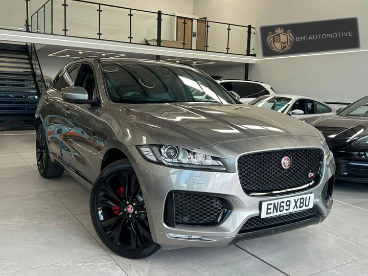 Jaguar F-PACE 3.0 D300 V6 S Auto AWD Euro 6 (s/s) 5dr