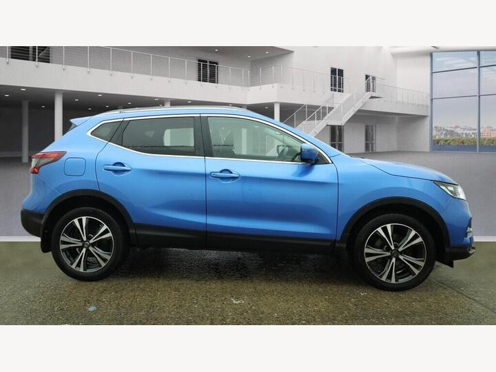 Nissan QASHQAI 1.2 DIG-T N-Connecta Euro 6 (s/s) 5dr
