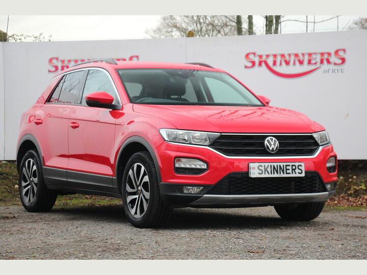 Volkswagen T-Roc 1.5 TSI EVO Active DSG Euro 6 (s/s) 5dr Volkswagen T-Roc 1.5 TSI EVO Active DSG Euro 6 (s/s) 5dr