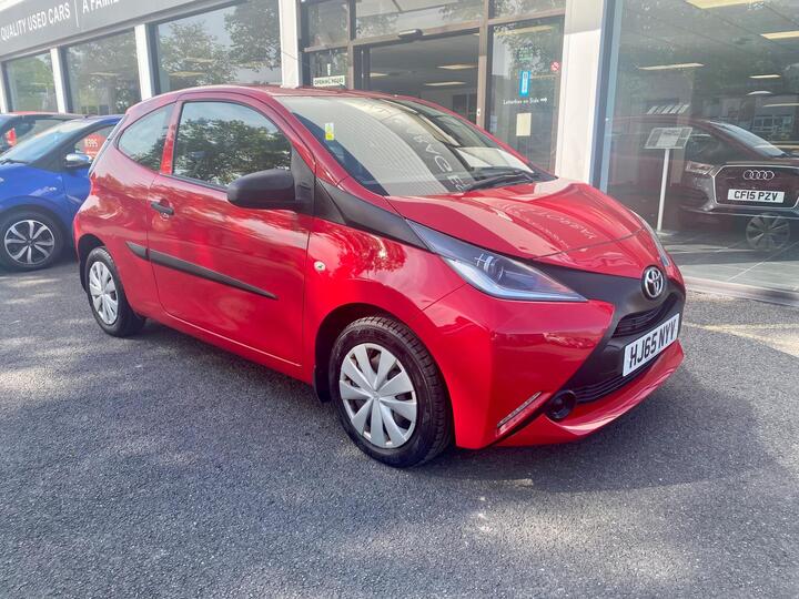 Toyota AYGO 1.0 VVT-i X Euro 5 3dr Euro 5
