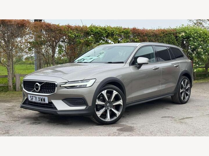Volvo V60 2.0 B4 MHEV Auto AWD Euro 6 (s/s) 5dr Volvo V60 2.0 B4 MHEV Auto AWD Euro 6 (s/s) 5dr