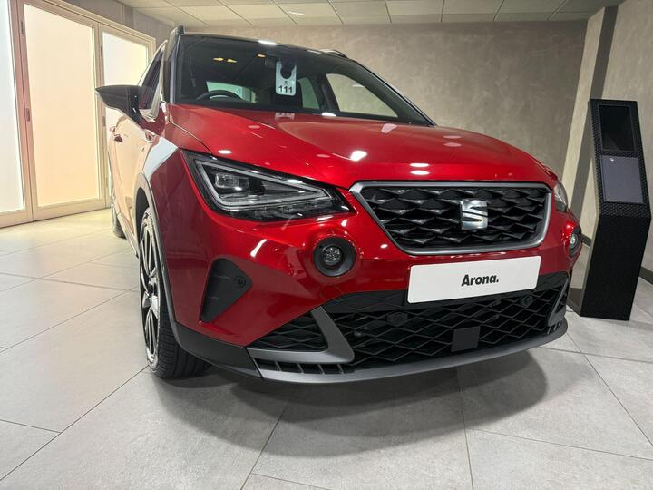 SEAT Arona 1.5 TSI FR Black Edition DSG Euro 6 (s/s) 5dr