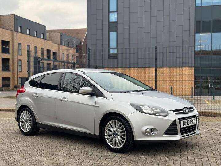 Ford Focus 1.6 Zetec Euro 5 5dr