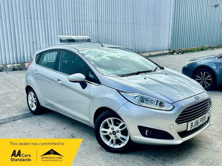 Ford Fiesta 1.0T EcoBoost Zetec Euro 6 (s/s) 5dr