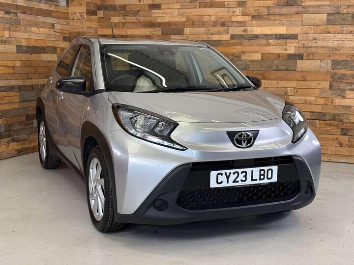 Toyota Aygo X 1.0 VVT-i Pure Euro 6 (s/s) 5dr