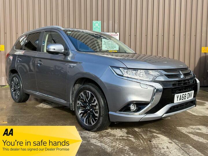 Mitsubishi OUTLANDER 2.0h 12kWh 4h CVT 4WD Euro 6 (s/s) 5dr
