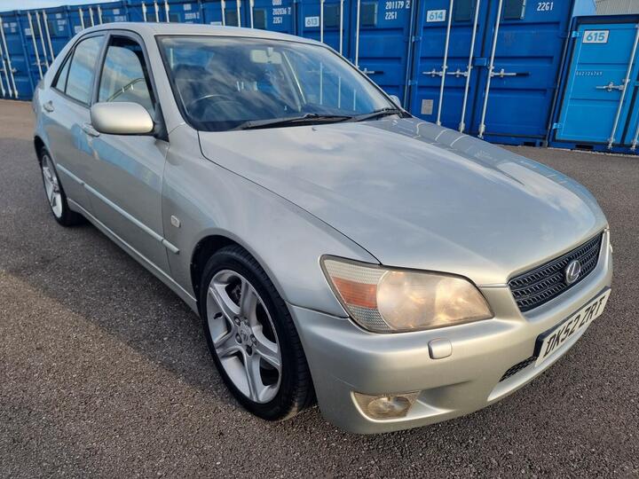 Lexus IS 2.0 200 SE 4dr
