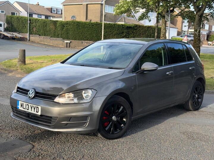 Volkswagen Golf 1.6 TDI BlueMotion Tech SE Euro 5 (s/s) 5dr