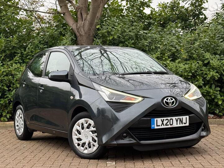 Toyota AYGO 1.0 VVT-i X-play Euro 6 5dr