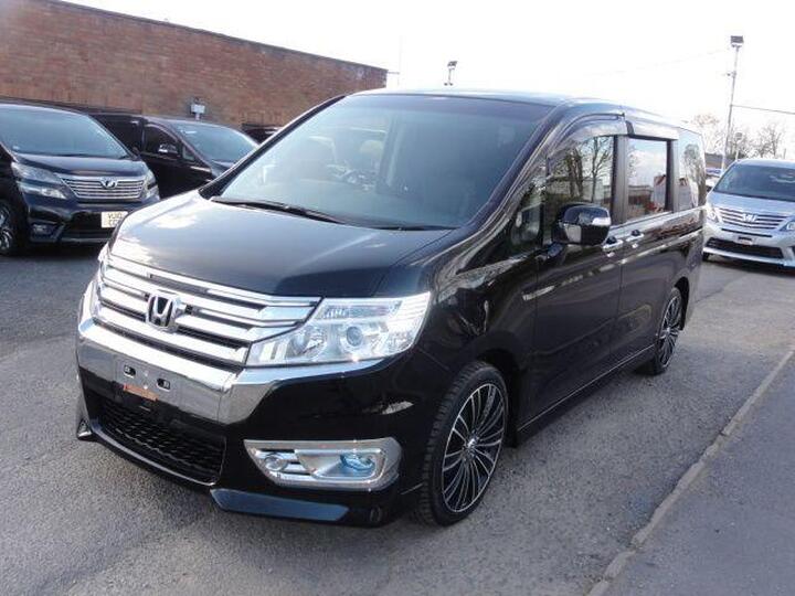 Honda Stepwagon SPADA FRESH IMPORT