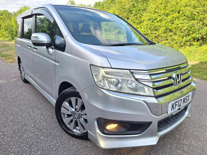 Honda Stepwagon SPADA  2.0 PETROL AUTOMATIC 8 SEATS 5DR