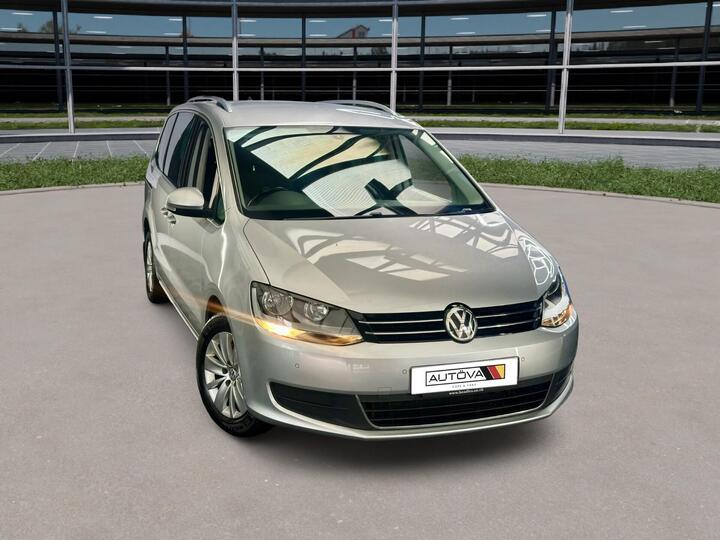 Volkswagen Sharan 2.0 TDI BlueMotion Tech SE Nav DSG Euro 6 (s/s) 5dr