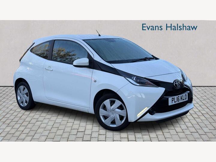 Toyota AYGO HATCHBACK 1.0 VVT-i X-play Euro 6 3dr