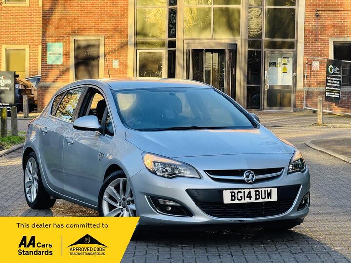 Vauxhall Astra 1.6 16v SRi Euro 5 5dr