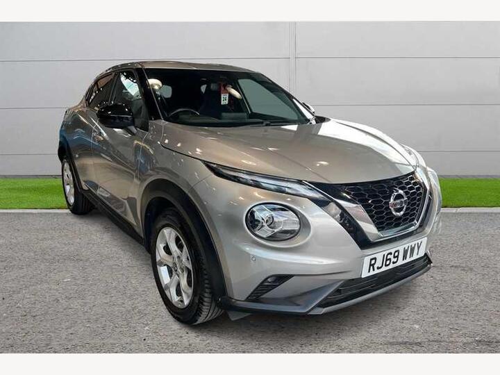 Nissan Juke 1.0 DIG-T N-Connecta Euro 6 (s/s) 5dr