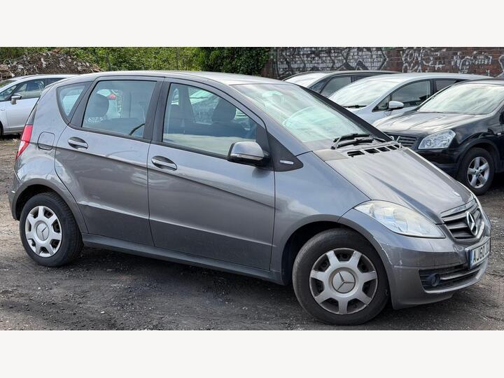 Mercedes-Benz A Class 1.5 A160 BlueEfficiency Classic SE 5dr
