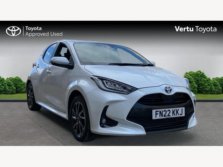 Toyota Yaris 1.5 VVT-h Design E-CVT Euro 6 (s/s) 5dr