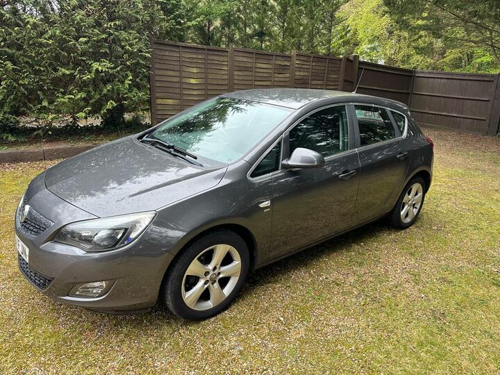 Vauxhall Astra 1.4 16v SRi Euro 5 5dr
